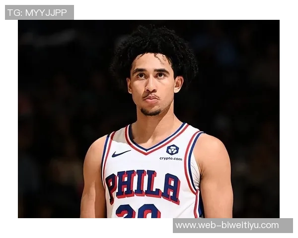 詹金斯关键时刻果断出手三分绝平展现不设限的篮球精神